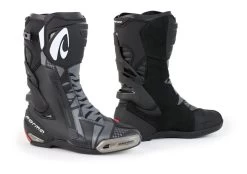 Forma Phantom Boots