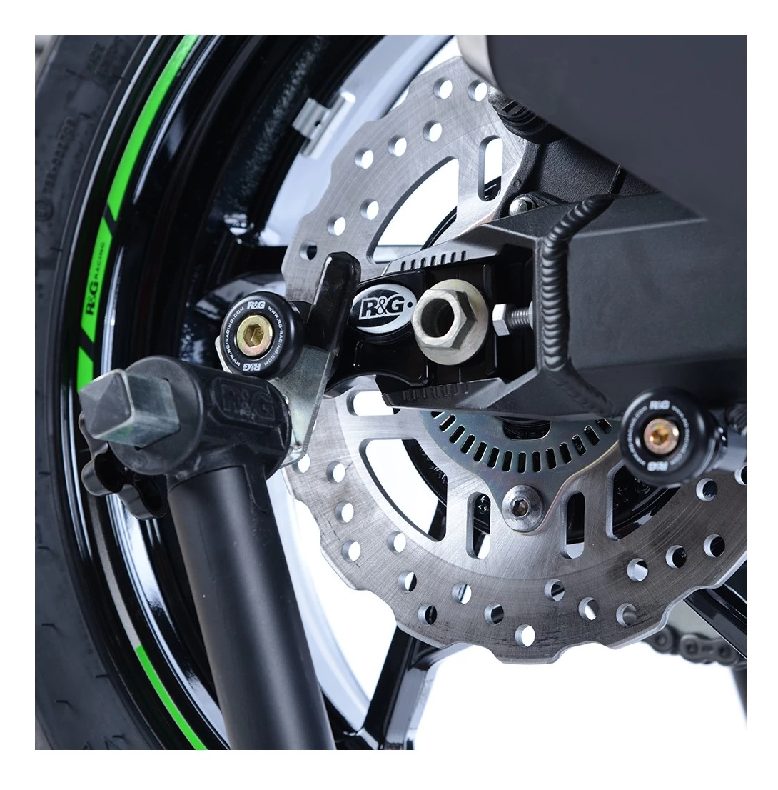 R&G Racing Offset Rear Spool Sliders Kawasaki Z900 2017-2022 Black [Open Box] - Image 3