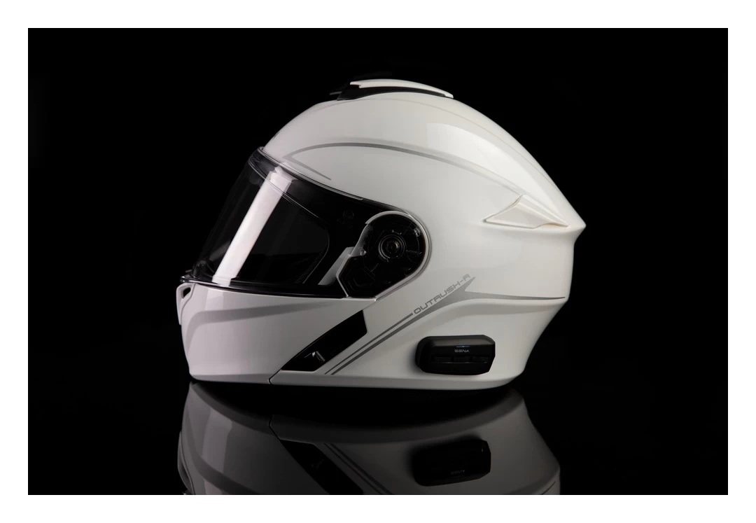 Sena Outrush R Bluetooth Helmet 9 Sena Outrush R Bluetooth Helmet - Image 7